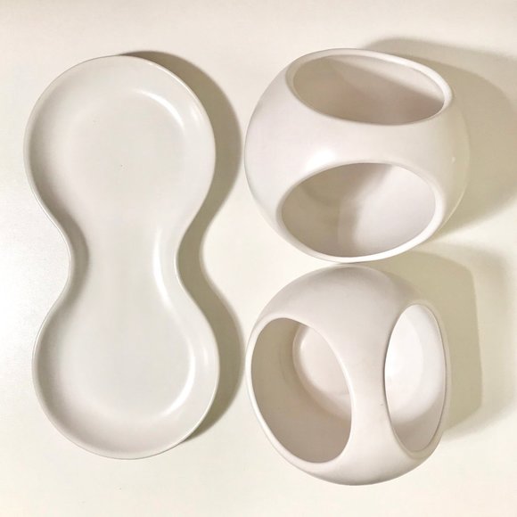 White Ceramic Sepherical Salt Pig Set - Picture 3 of 4